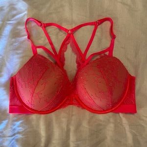 Victoria’s Secret Very Sexy Front Close Push Up 36C
